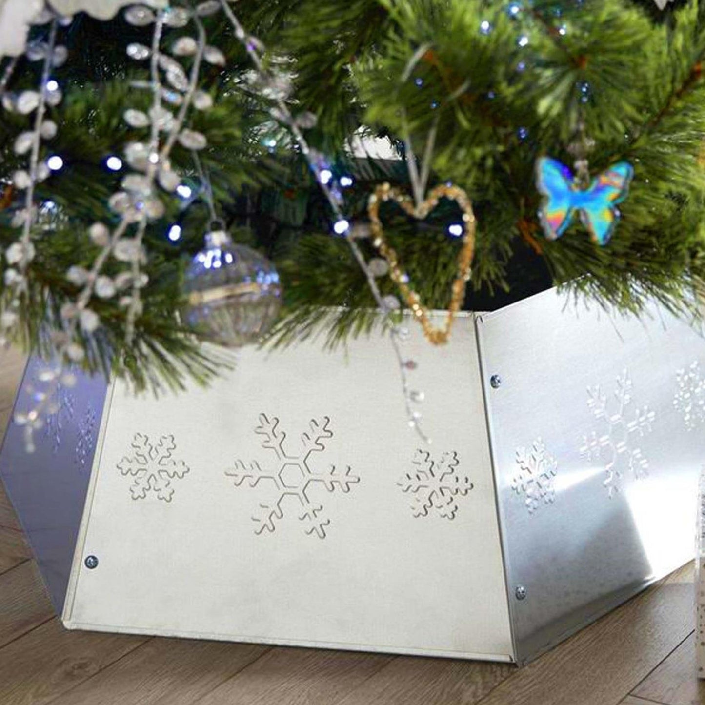 Sliver Hexagonal Christmas Tree Skirt