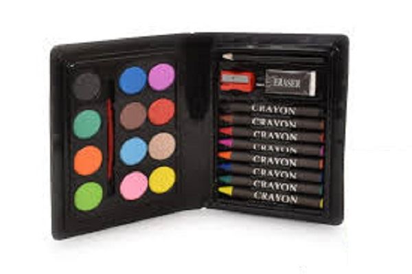 24pc Art Set In Display Box