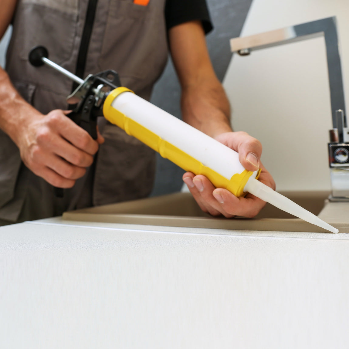 Multi Purpose Clear Silicone Sealant 260ml