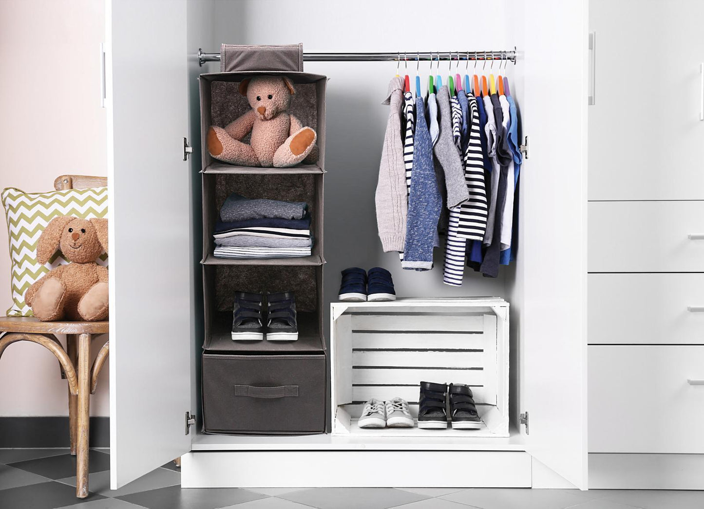 4 Shelf Wardrobe Organiser Hangers Storage